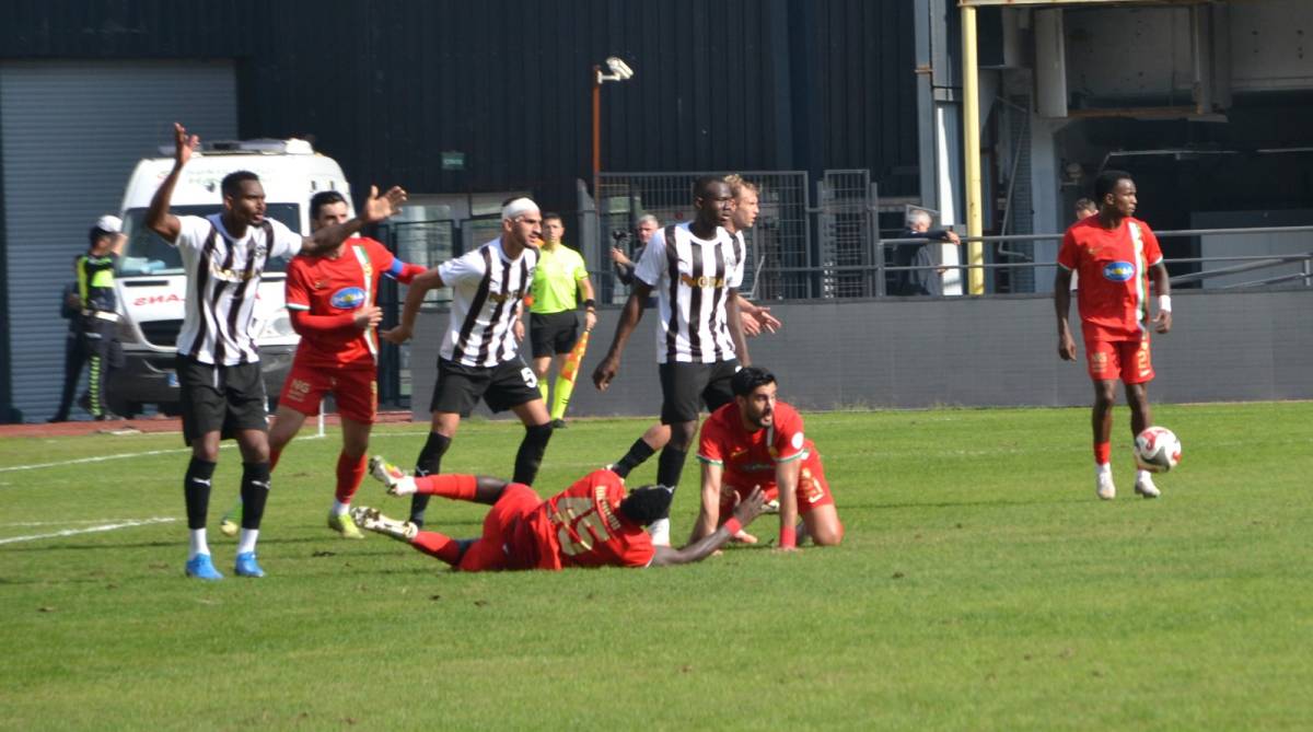 Amedspor, Manisa FK’yı 3-0’la Geçti