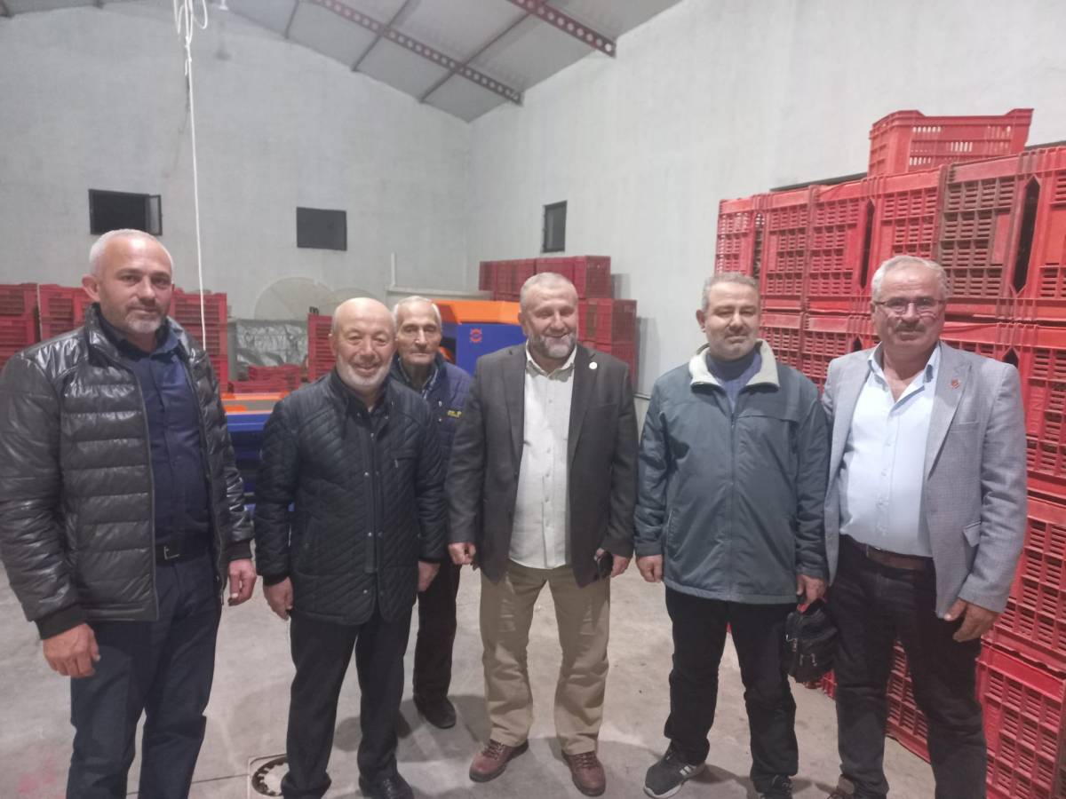 Saadet Partisi Akhisar İlçe Teşkilatı Üye Çalışmalarını Artırdı