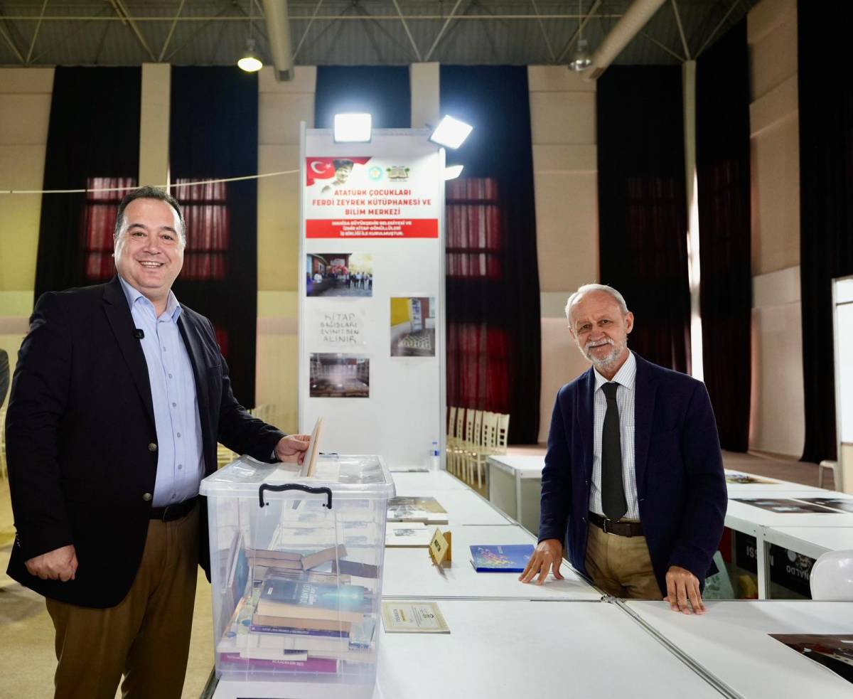 Manisa Kitap Fuarı 8. kez kitapseverlerle buluştu