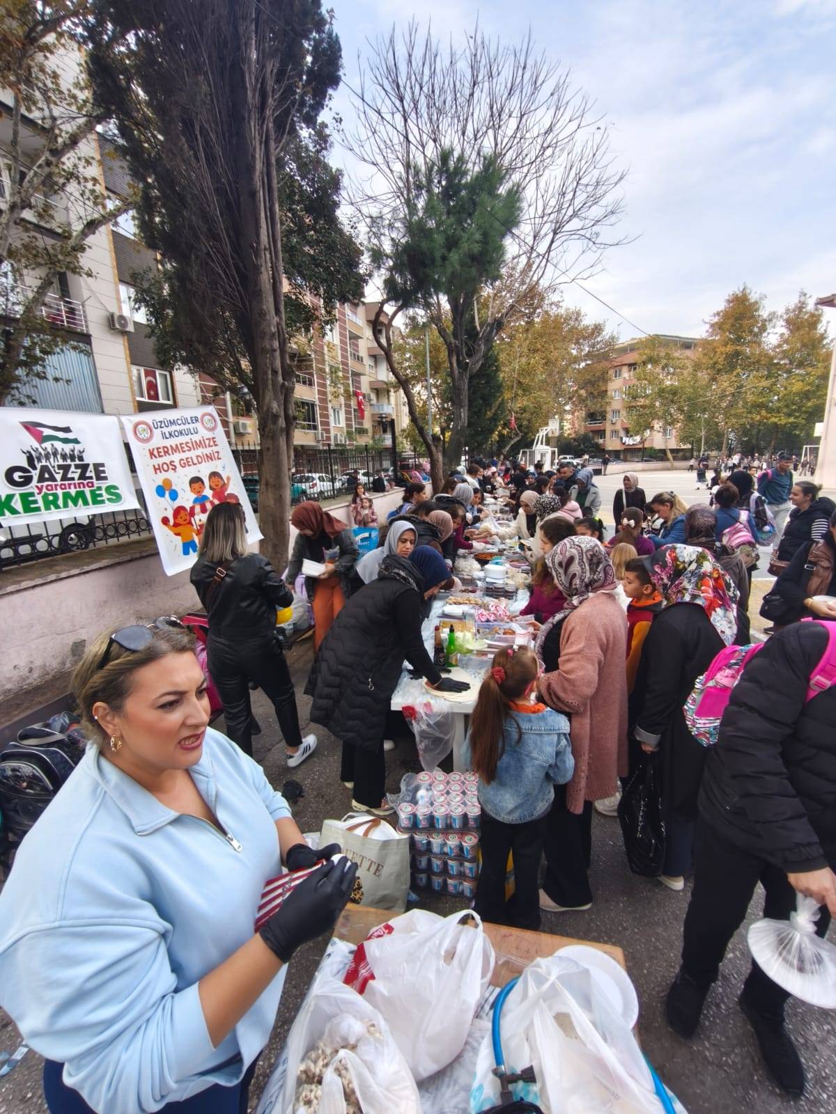 Üzümcüler İlkokulu’nda Kermes Coşkusu Velileri Bir Araya Getirdi