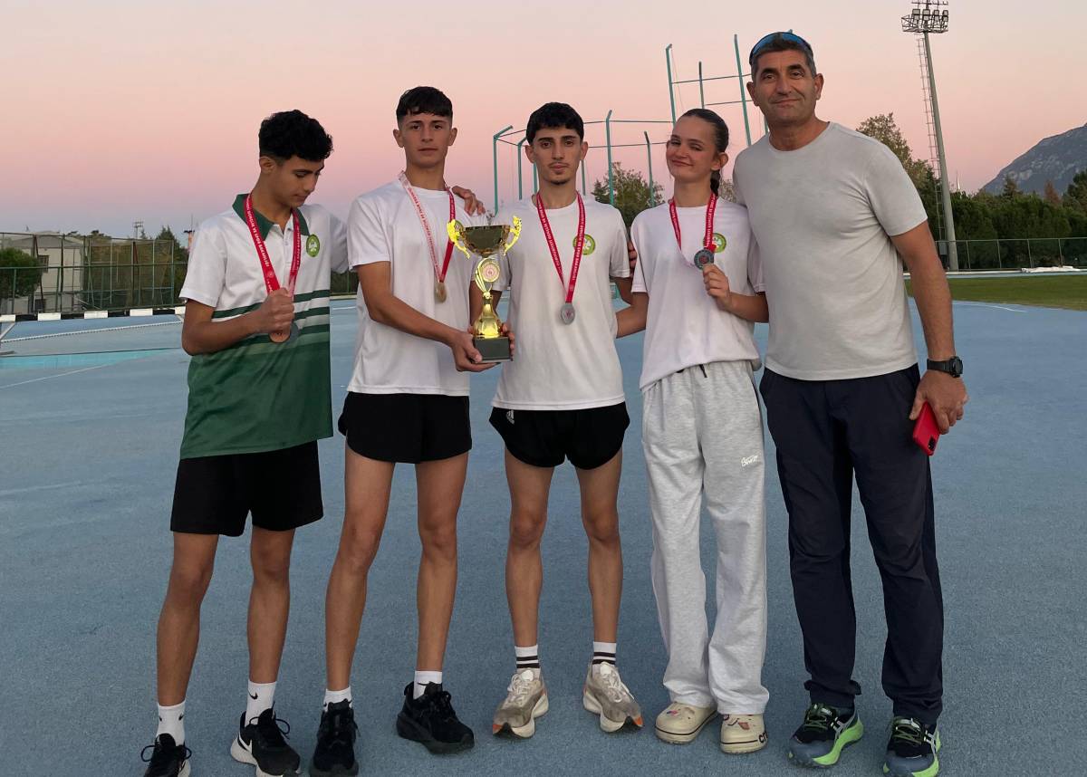 Polinas MTAL Öğrencileri Cumhuriyet Koşusunda Dereceye Girdi