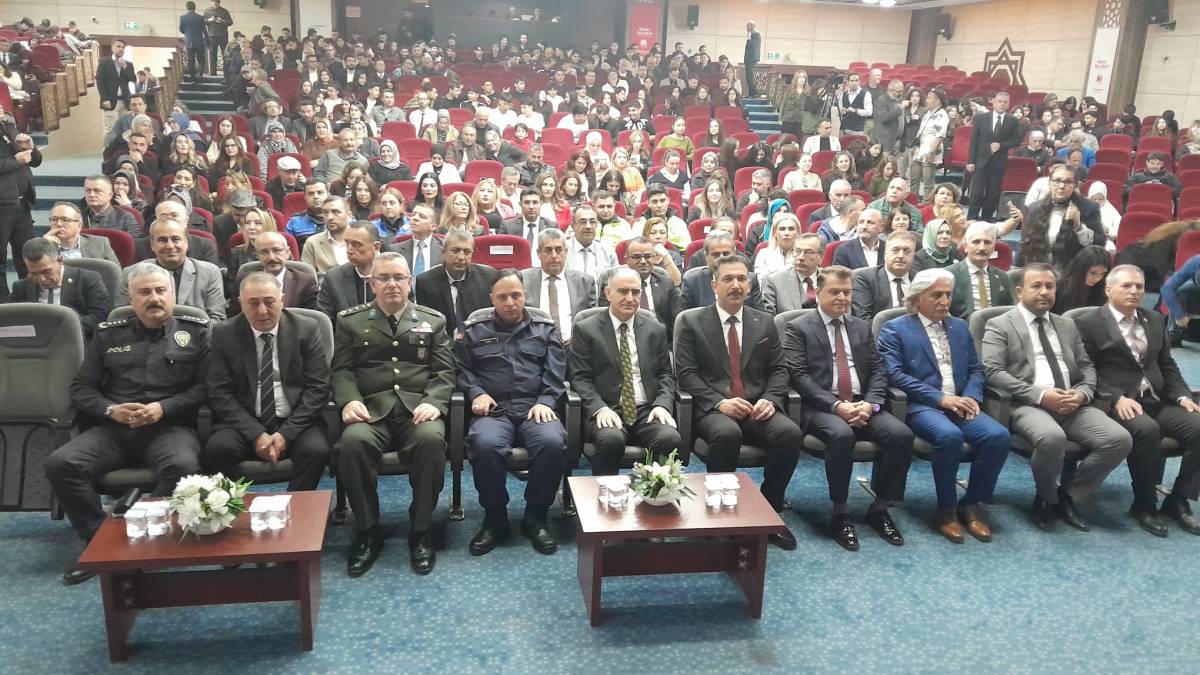 Manisa’da 24 Kasım Öğretmenler Günü Coşkuyla Kutlandı