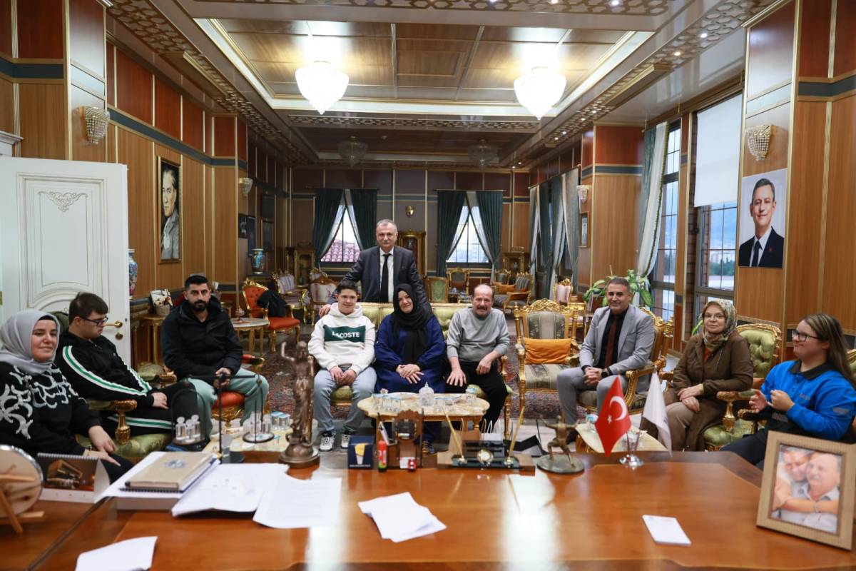 Yunusemre Belediyespor’dan down sendromlu bireylere judo