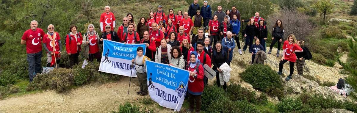 TURBELDAK’tan Kozbeyli–Foça parkurunda doğa yürüyüşü