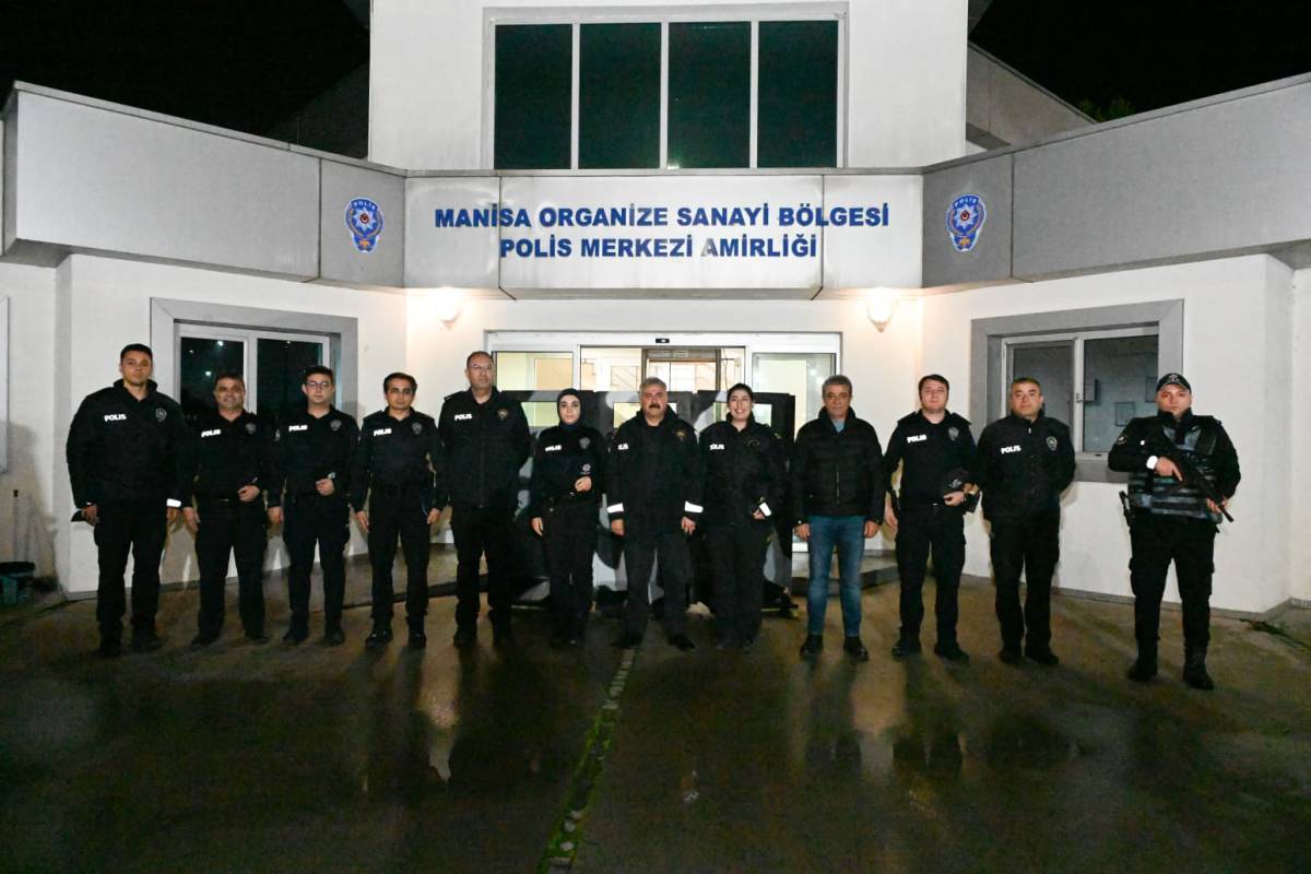 Manisa Emniyet Müdürü Fahri Aktaş'tan Personele Kandil Ziyareti