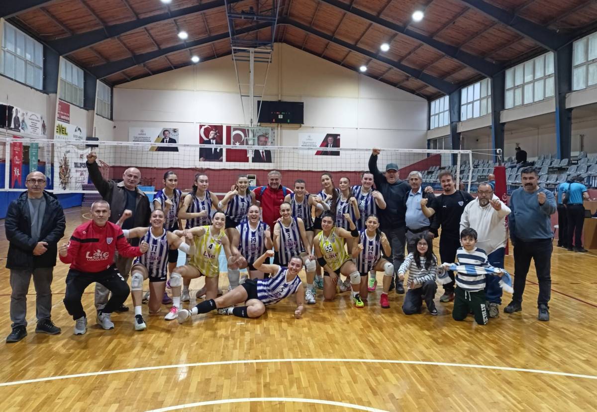 Akhisargücü İzmir’den Zaferle Döndü: Seri 3 Oldu