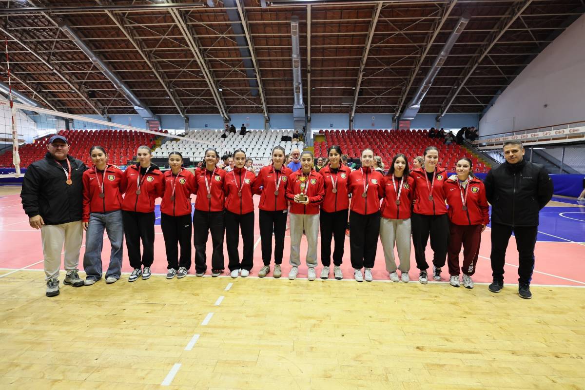 Manisa’da Okul Sporları Voleybol Gençler finali tamamlandı