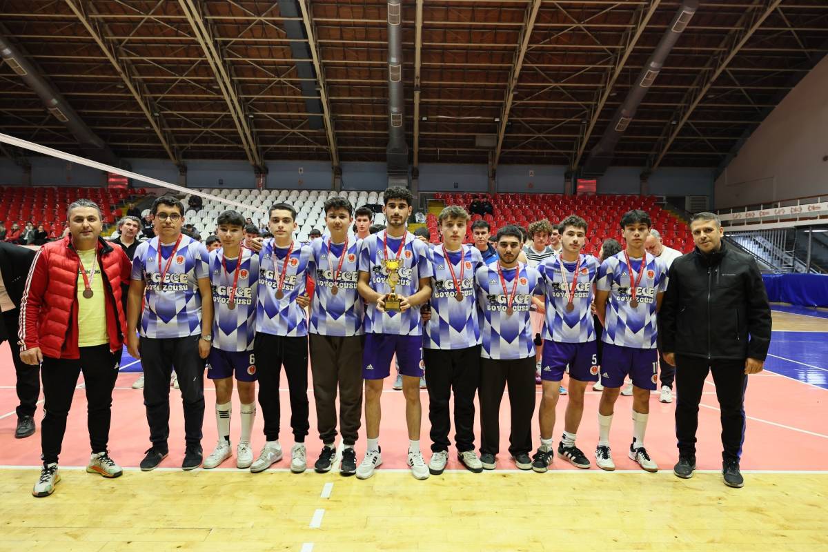 Manisa’da Okul Sporları Voleybol Gençler finali tamamlandı
