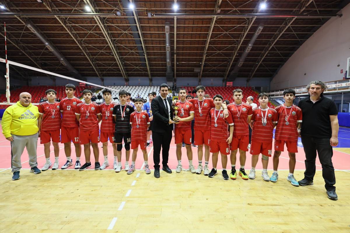Manisa’da Okul Sporları Voleybol Gençler finali tamamlandı