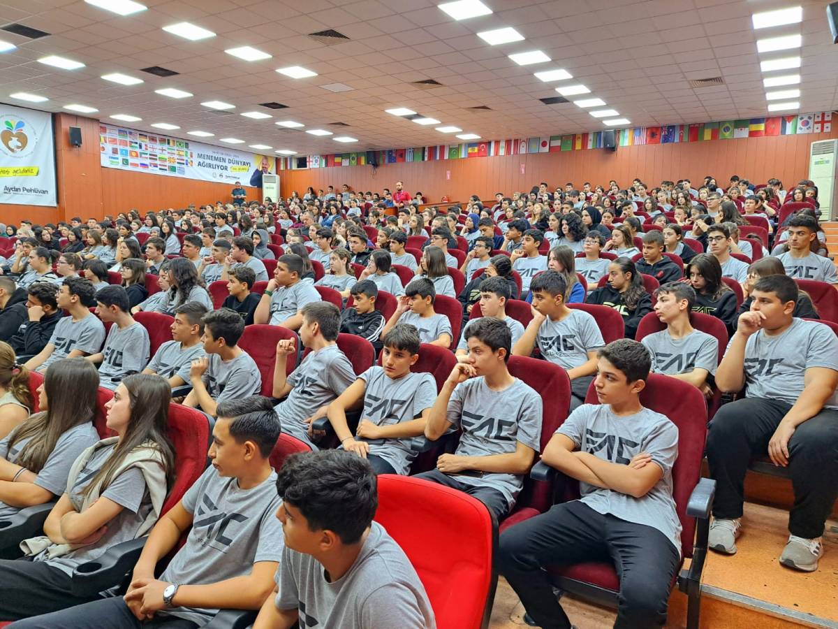 GEL DE  EVDE  PTT (  Pijama- Terlik tv.) MEMURU  OLARAK OTUR