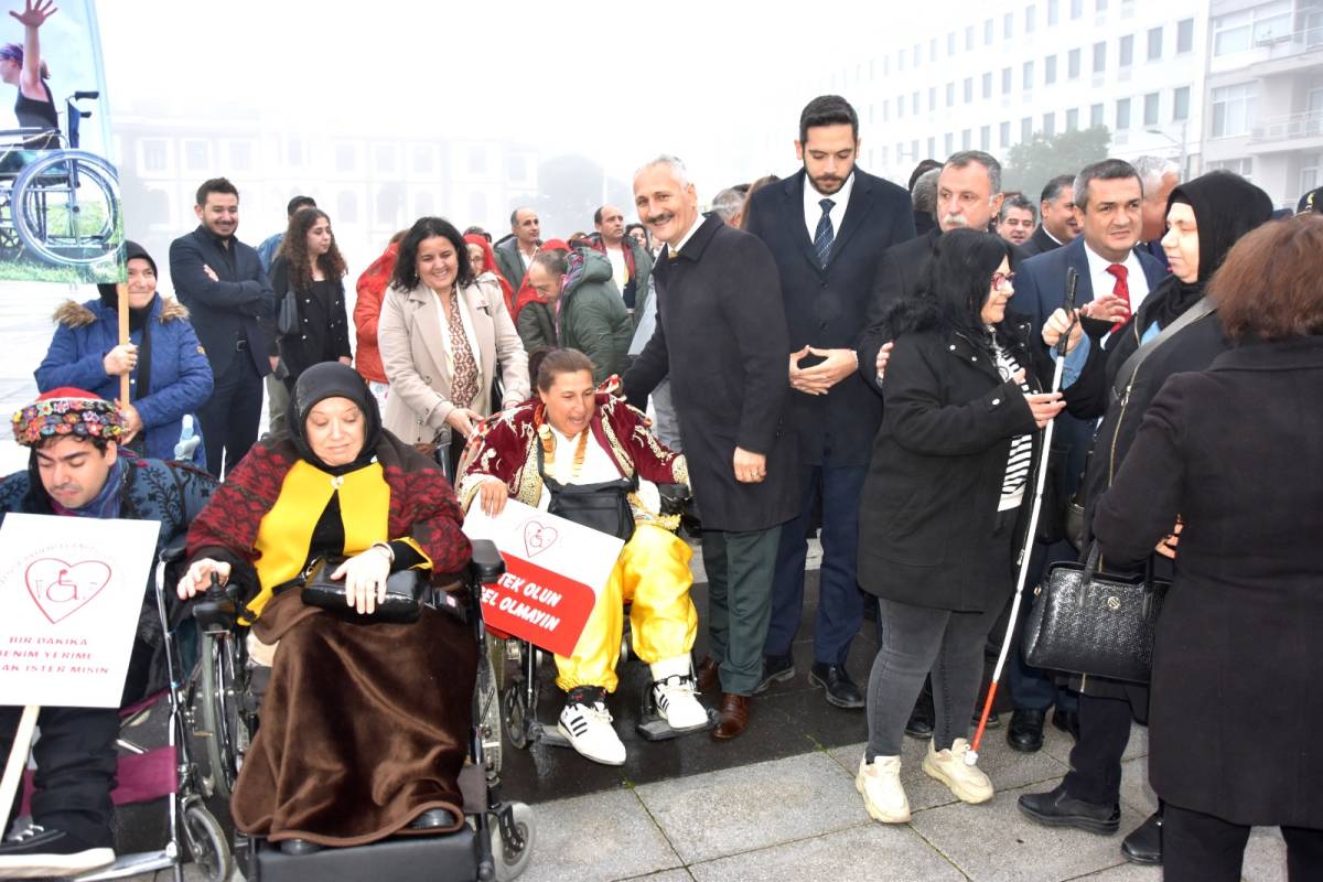 Manisa’da Dünya Engelliler Günü için tören düzenlendi