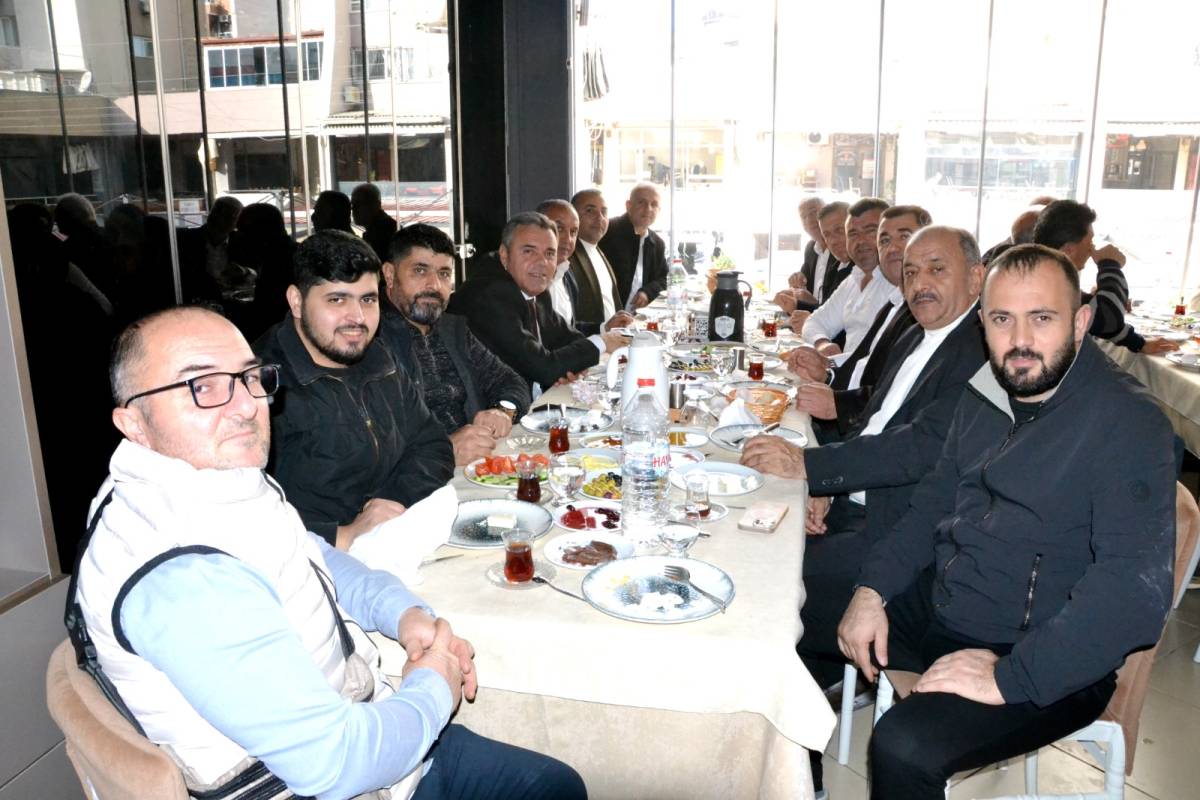 Destan Bulgay Pazarcı Esnafına Yeni Projeleri Anlattı