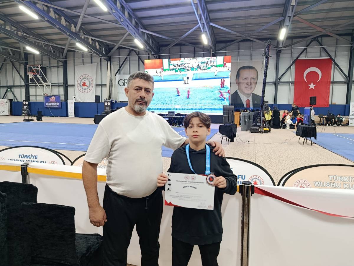 Manisalı wushu sporcularından Yalova’da 9 madalya