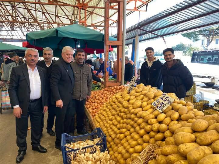 Halim Şener: Pazarcı esnafını sahada dinliyoruz