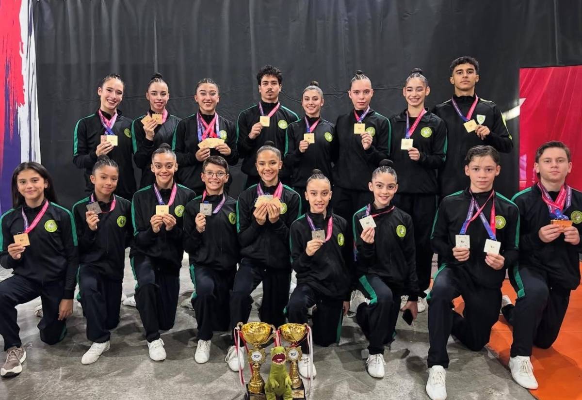 Manisa BBSK cimnastik takımı 2025’i 97 madalyayla kapattı