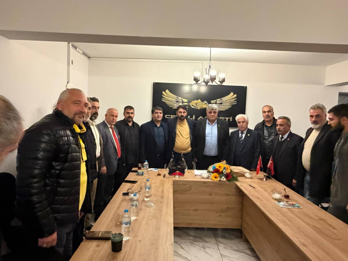 Bakkallar Odası Adayı Çavdarlı’dan Celali Derneği’ne Ziyaret