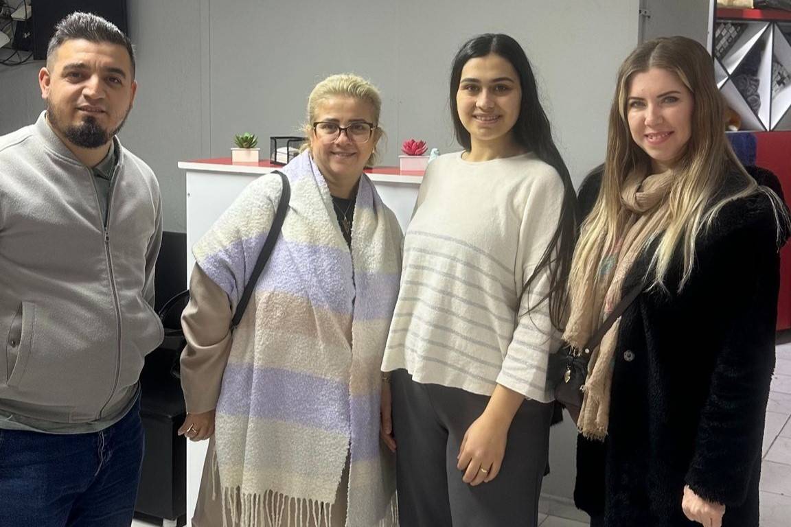 Manisa’da Ecerbilgiç’ten esnaf ziyaretleri hız kesmiyor