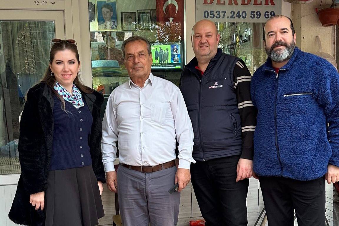 Manisa’da Ecerbilgiç’ten esnaf ziyaretleri hız kesmiyor