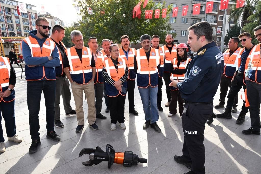 Manisa İtfaiyesi 2025’te 14 Bin Olaya Koştu