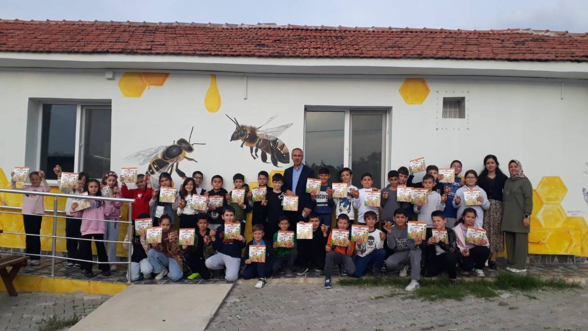 Manisa’da ‘Çalışkan Arılar’ projesiyle minikler kovanda