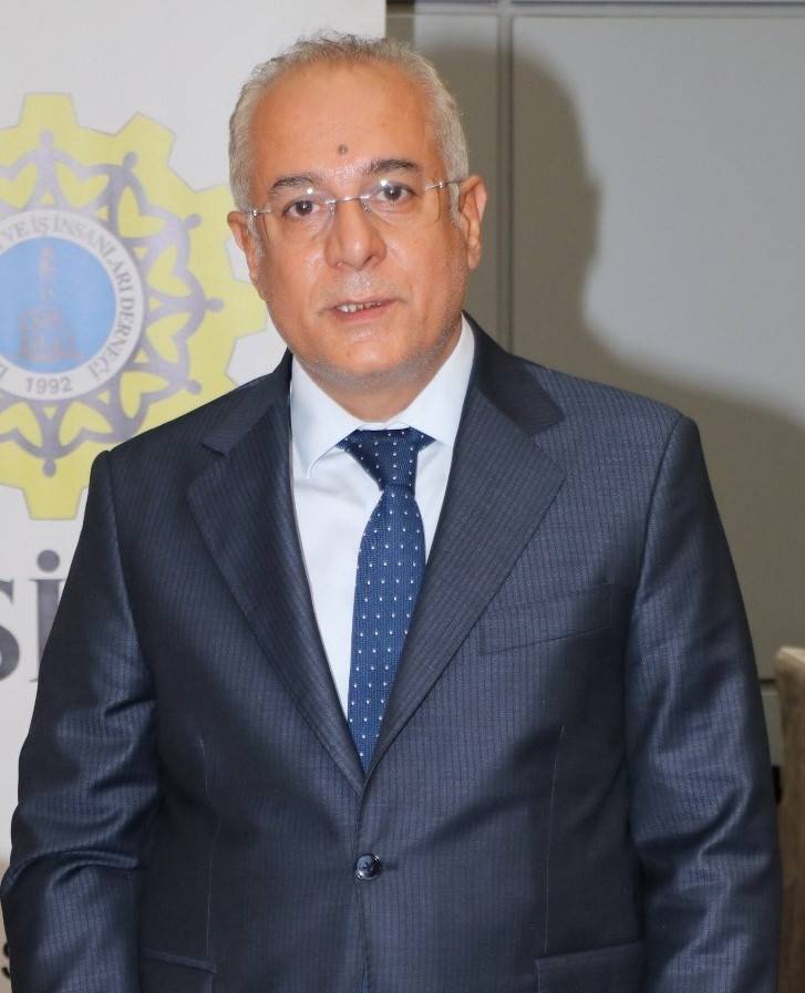 İZSİAD Başkanı Hüseyin Cengiz Görevini Devretti