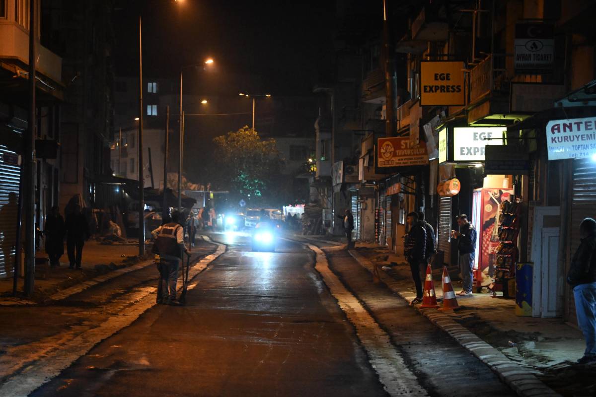 Salihli’de Gaziler Mahallesi 531. Sokak’a yeni asfalt