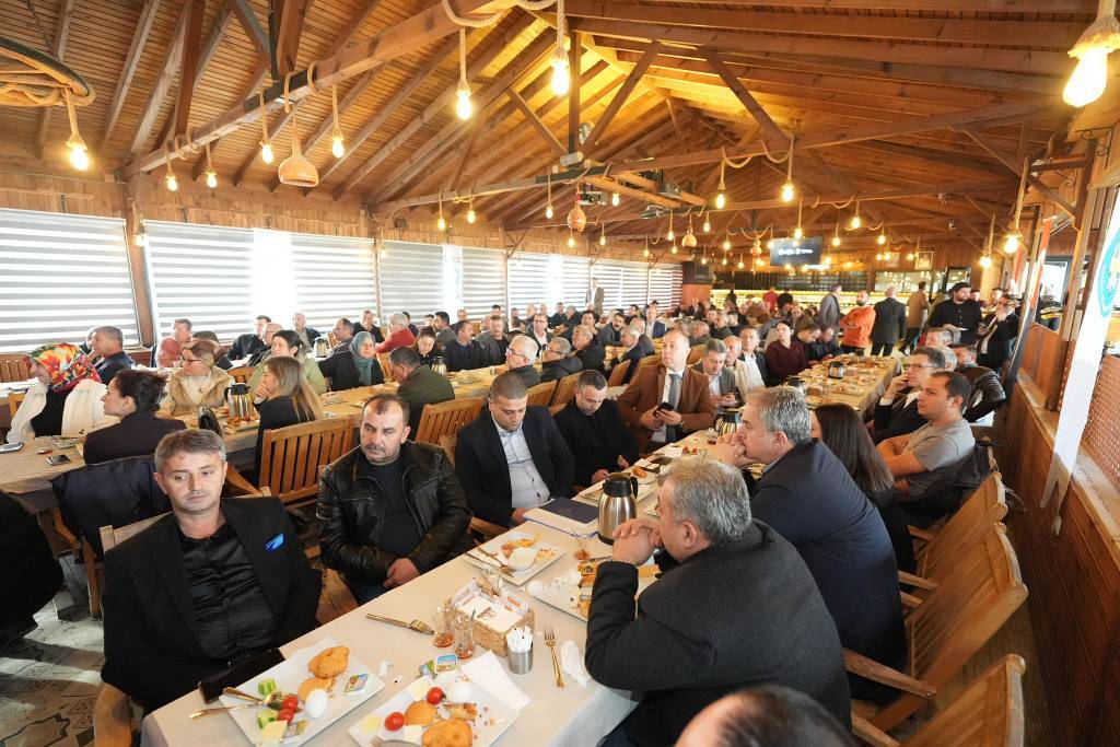 Başkan Dutlulu Soma’da projeleri ve hizmetleri anlattı