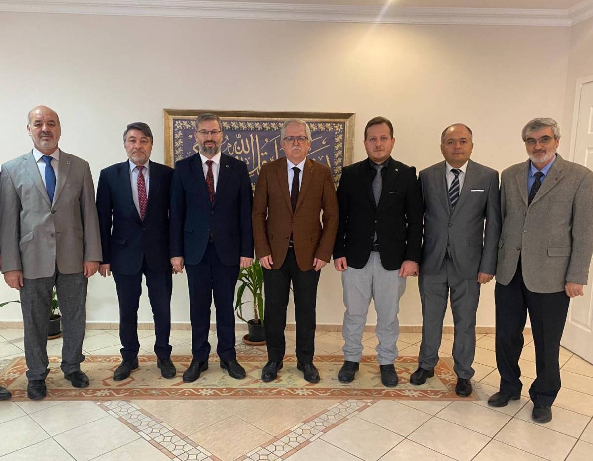 Türk Diyanet Vakıf-Sen’den Manisa İl Müftüsü Kabukçu’ya ziyaret