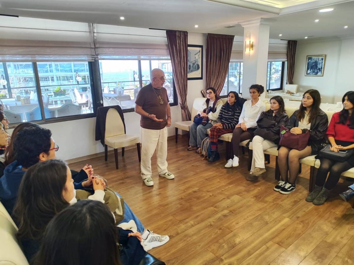 TÜKD İzmir Şubesinden 150 Öğrenciye Eğitim Desteği