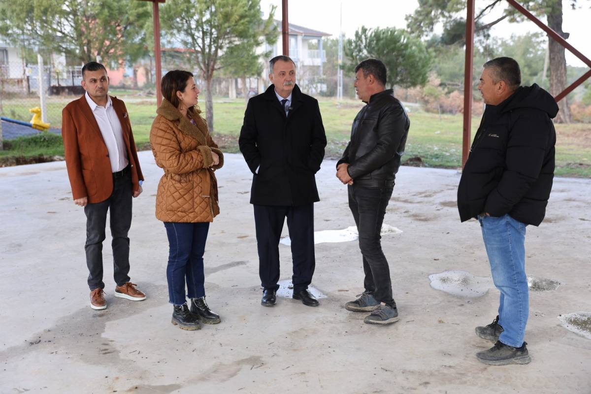 Başkan Balaban Küçüksümbüller Mahallesi’nin Taleplerini Dinledi