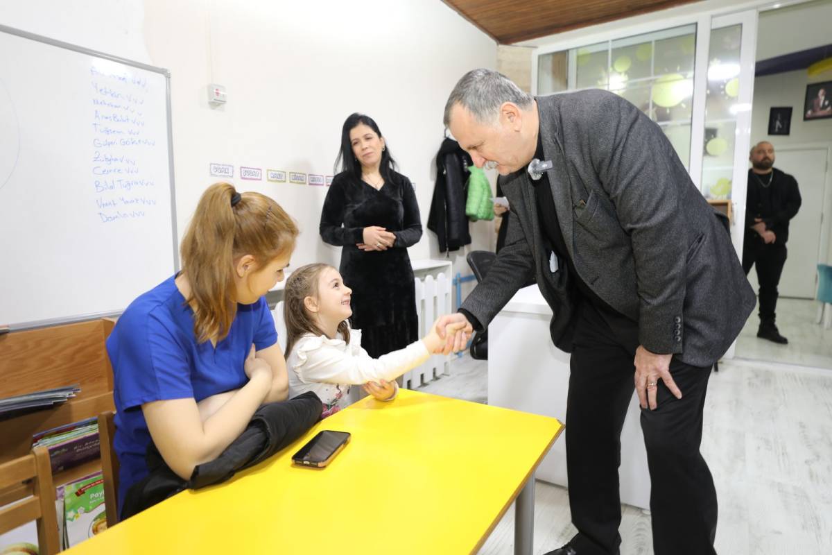 Yunusemre’de çocuklar yeni kreşlerle çok mutlu