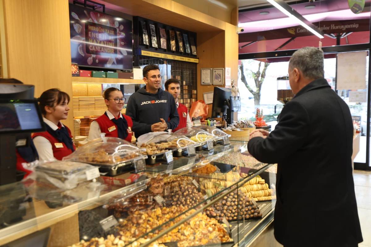 Başkan Balaban’dan Esnaf Turu: Sorunları Yerinde Dinledi