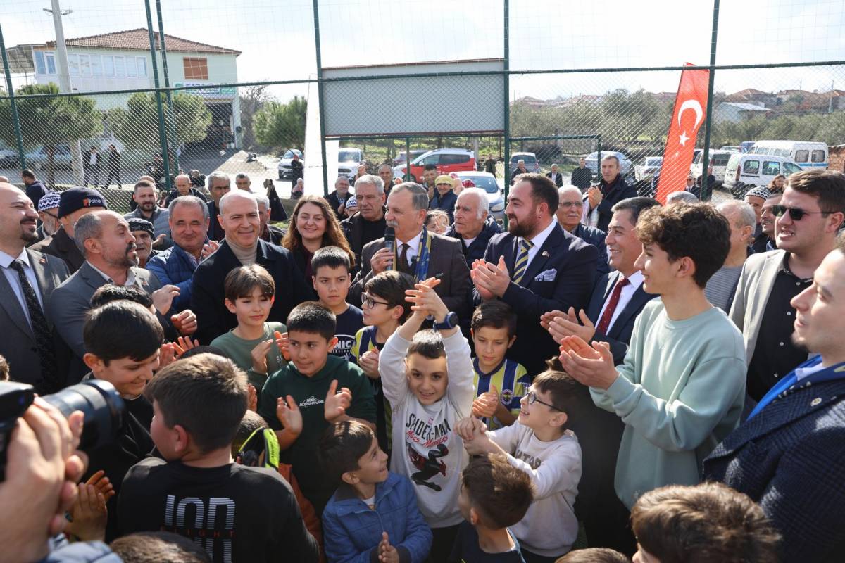 Başkan Balaban Seyitli’de Fenerbahçe rüzgârı estirdi