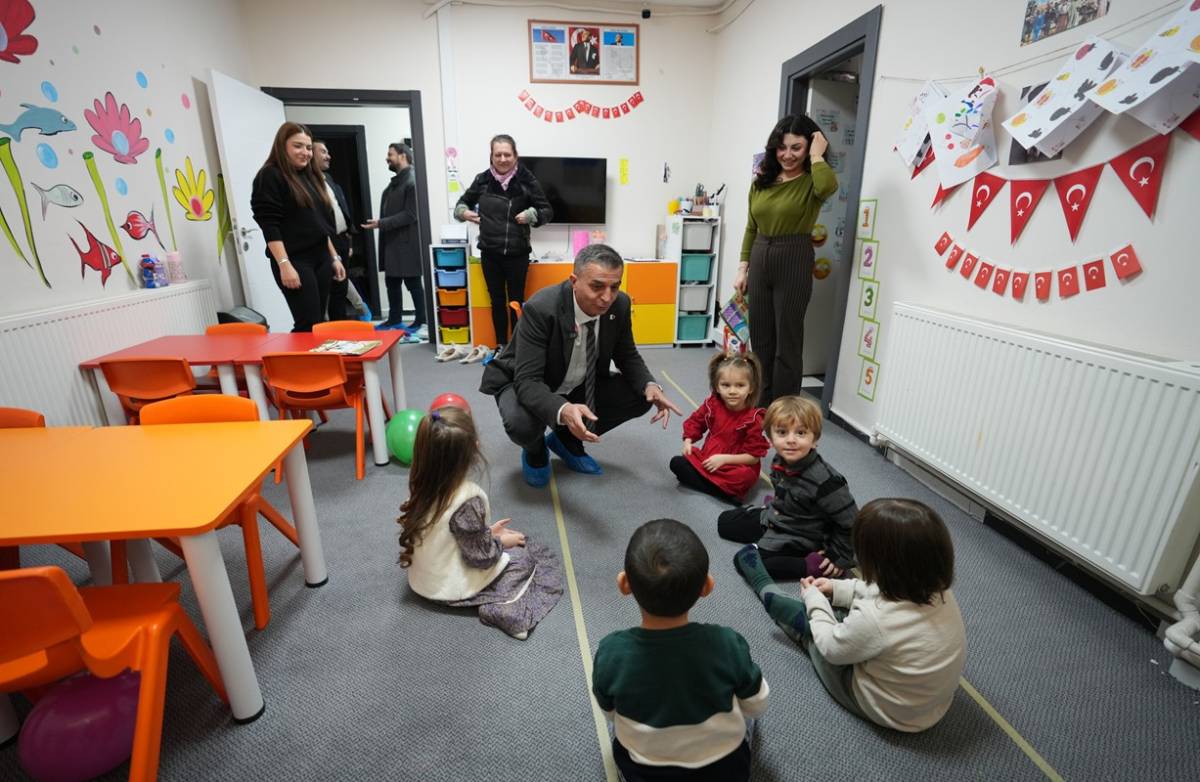 Başkan Şimşek Miniklerin Karne Sevincine Ortak Oldu