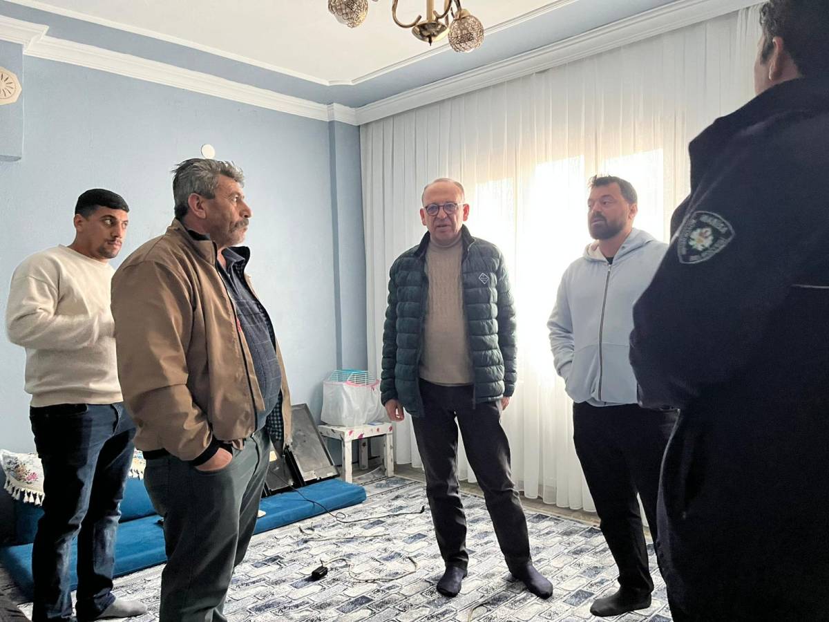 Başkan Çetin Akın sağanak yağış sonrası sahada