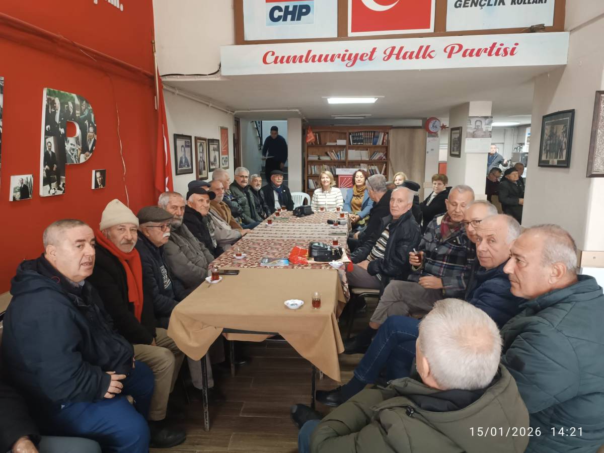 DİSK Emekli-Sen Akhisar’dan Meclis Nöbetine Destek: “Emekliye Sadaka Değil, İnsanca Yaşam Hakkı”