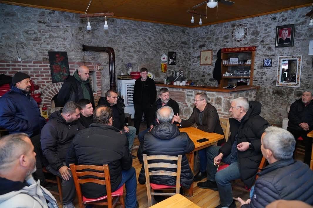 Başkan Ergin Sahada: Küçükköy ve Sarımsaklı’da Halkla Buluştu