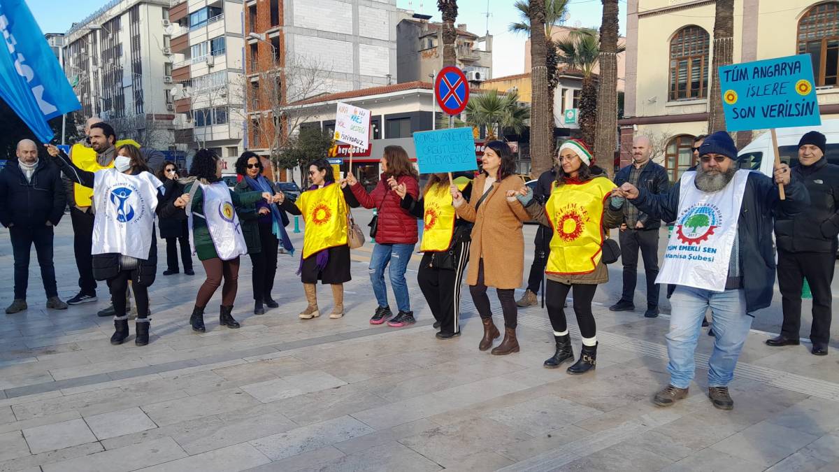Manisa’da kamu emekçileri “geçinemiyoruz” dedi
