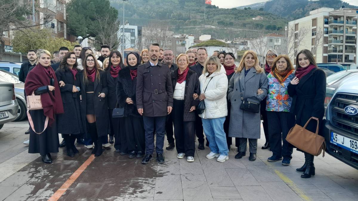 Manisa Berberler Odasında Adem Şahin yeniden başkan seçildi