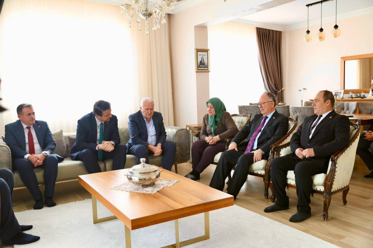 Mahmut Arıkan’dan Durbay ailesine taziye ziyareti