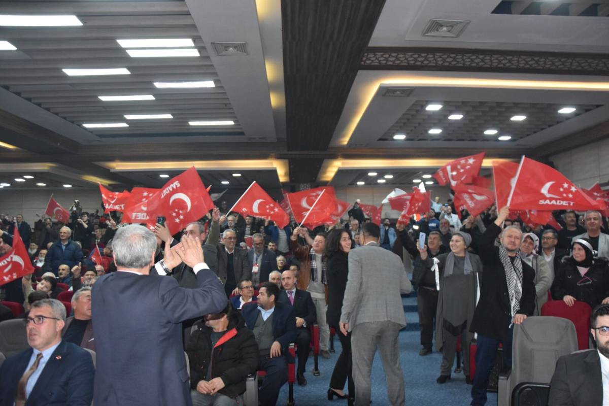 Mahmut Arıkan Manisa’da: “Milletin altınlarını kim aldı?”