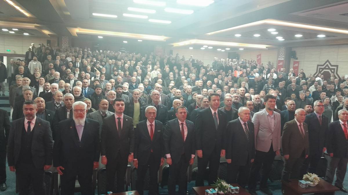 Mahmut Arıkan Manisa’da: “Milletin altınlarını kim aldı?”