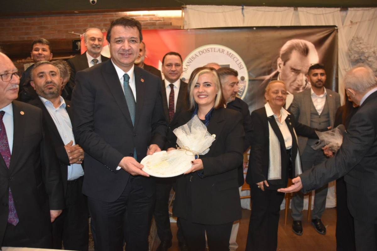 Manisa Dostlar Meclisi’nin konuğu Mahmut Arıkan oldu