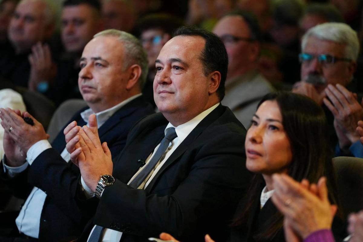 Gazeteciliğin keskin kalemi Uğur Mumcu Manisa’da anıldı