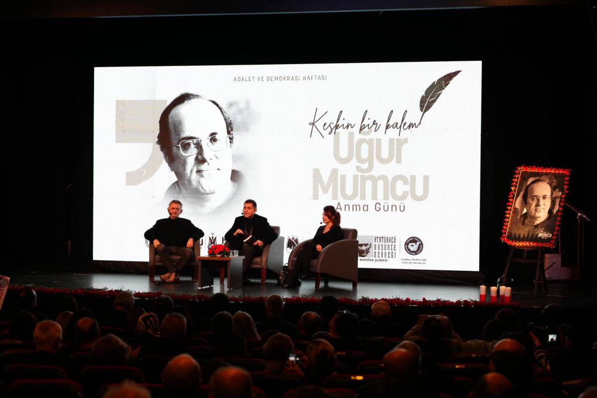 Gazeteciliğin keskin kalemi Uğur Mumcu Manisa’da anıldı