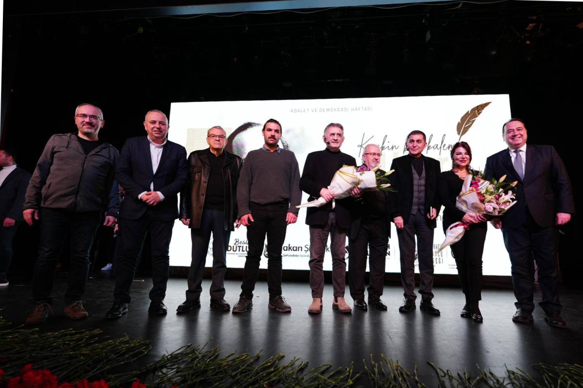 Gazeteciliğin keskin kalemi Uğur Mumcu Manisa’da anıldı