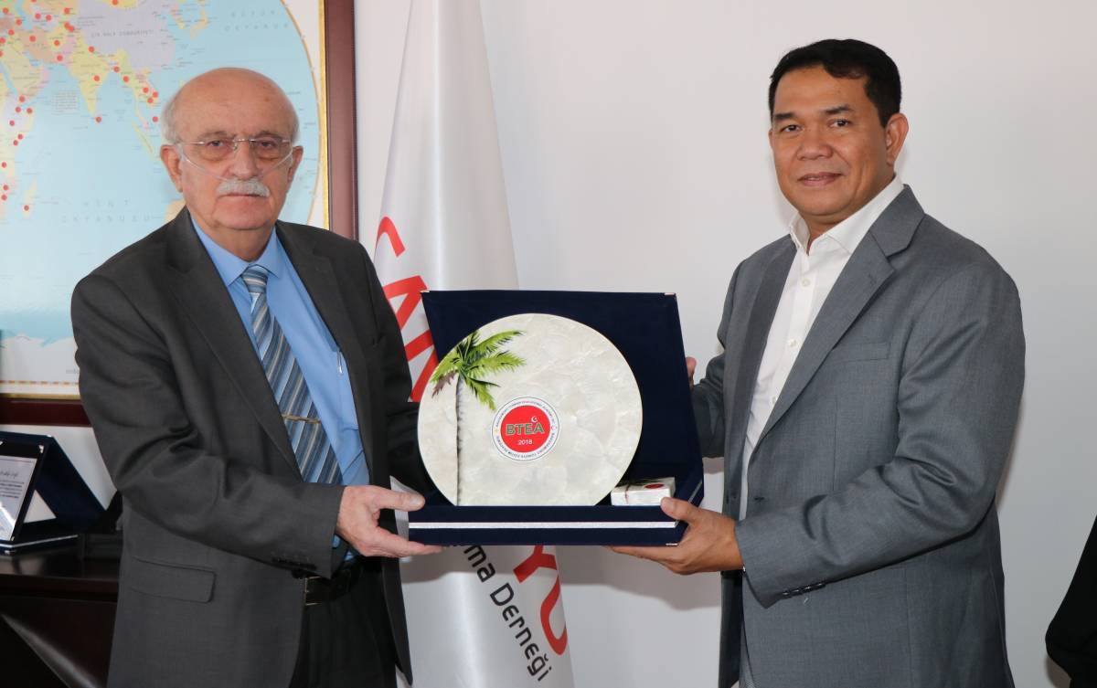 Cansuyu, Bangsamorolu başarılı öğrencileri ağırladı