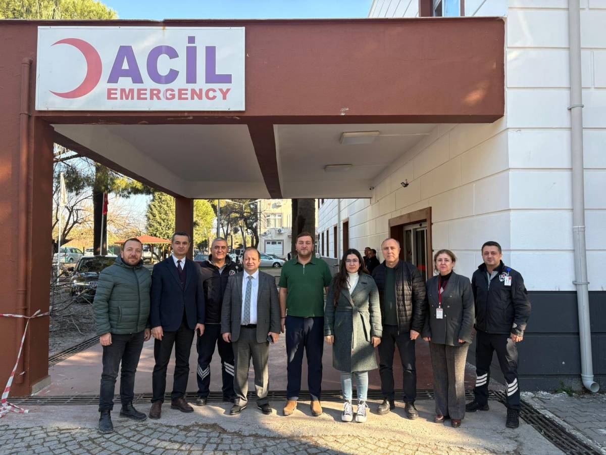 İl Sağlık Müdürü Zeren, Manisa’da sağlık hizmetlerinin nabzını tuttu