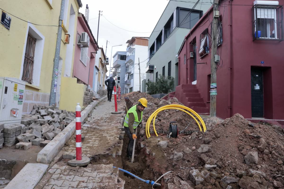 Konak’ta Doğal Gaz Hasreti Bitiyor: 4 Mahallede Çalışma Başladı