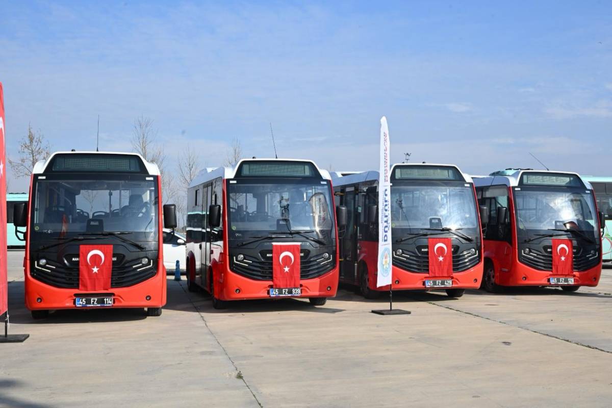 Manisa’da toplu taşımaya 12 yeni araç takviyesi